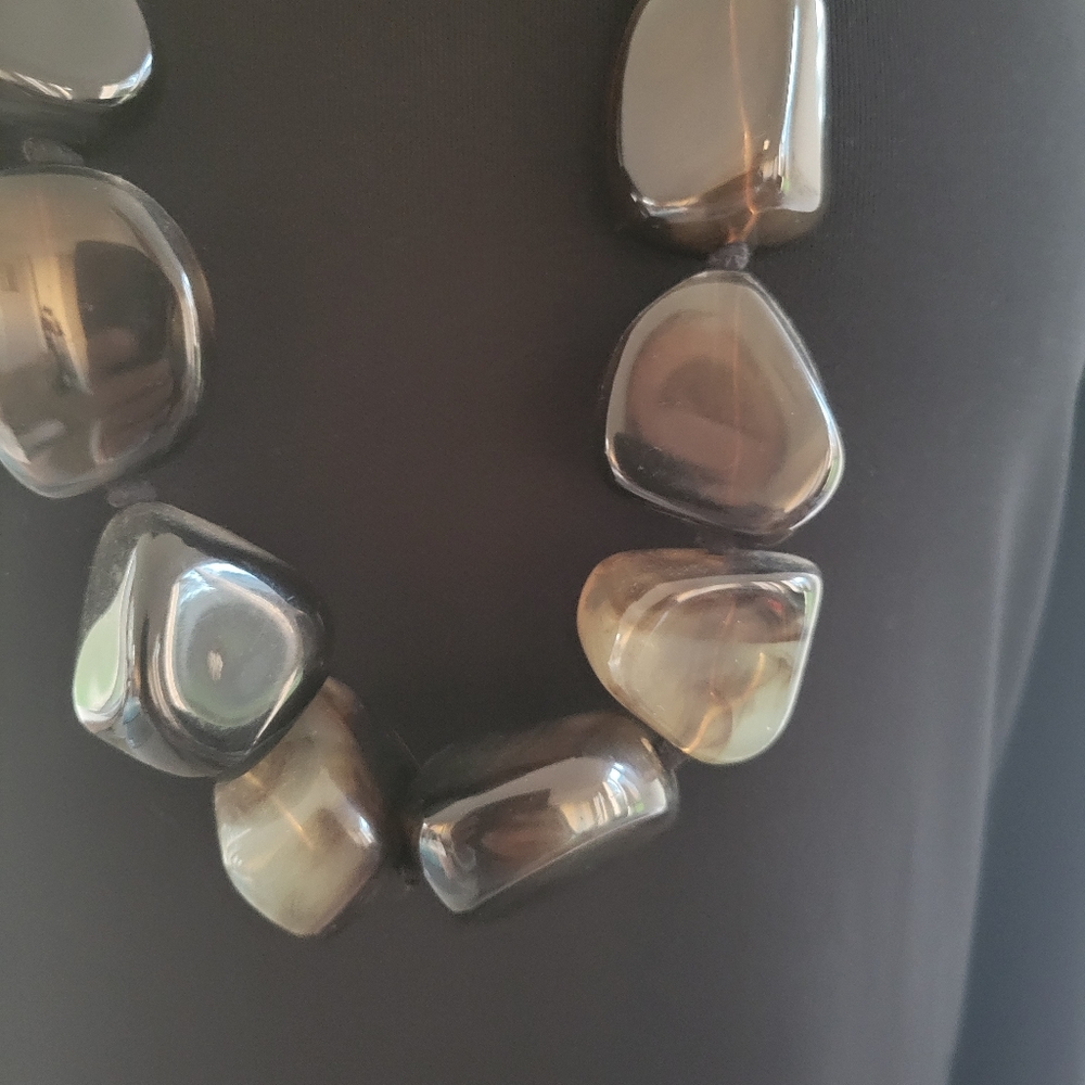 Chunky Acrylic Stone Adustable Necklace with Leather Cord EUC - Picture 7 of 7